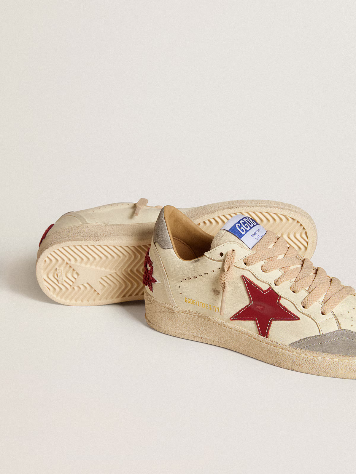 Golden Goose Ltd Edition Sneaker c Cream With Star - Red Unisex Streetwear Limited Edition