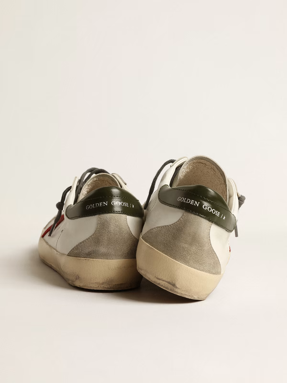 Golden Goose Super-star & Red Sneaker - White Unisex Streetwear Limited Edition