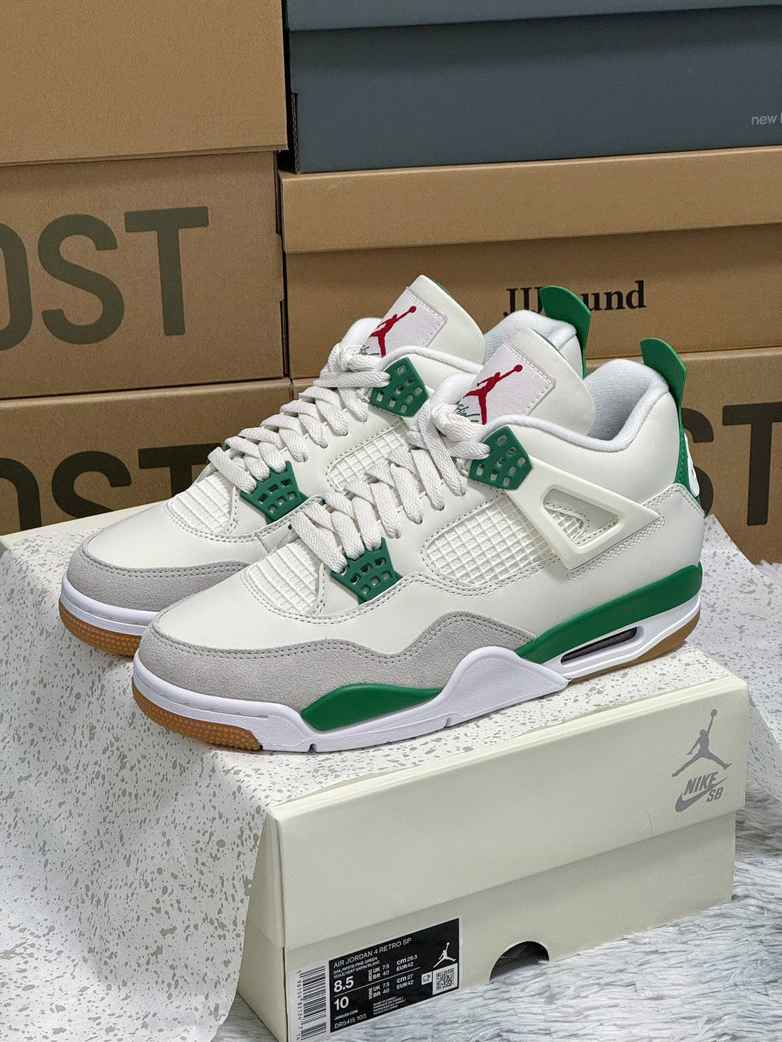 Jordan 4 Reps vs Retail: Can You Tell the Difference?