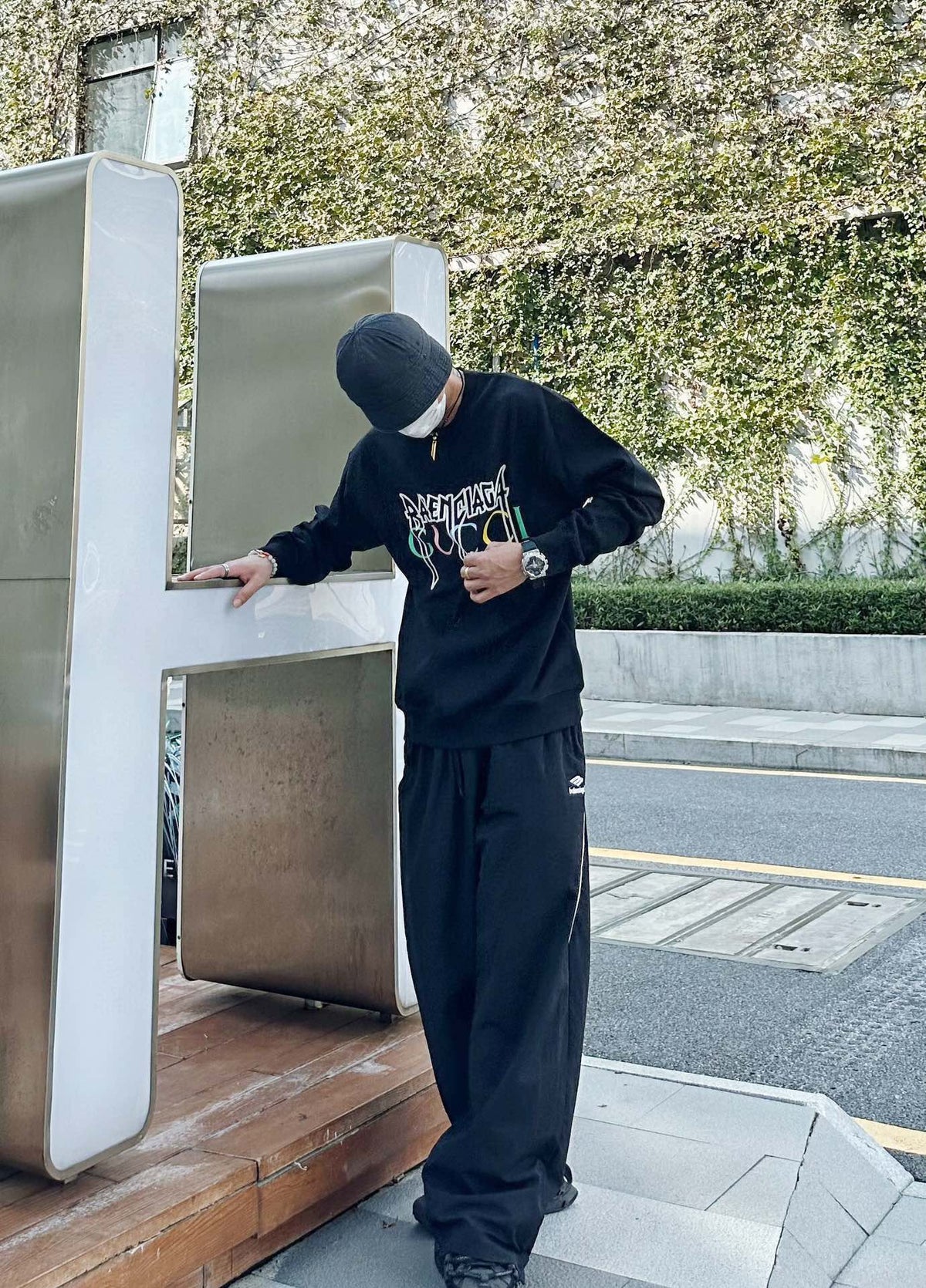 Gucci x Balenciaga Sweatshirt - logo - replica sneakers