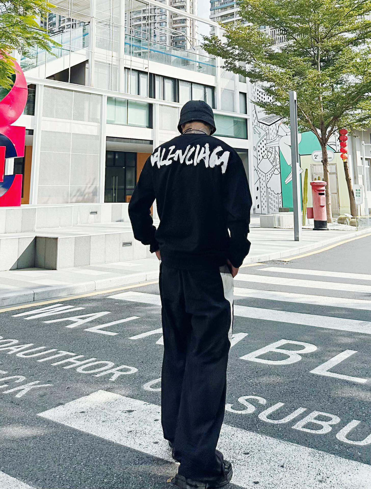 Gucci Sweatshirt - logo - replica sneakers