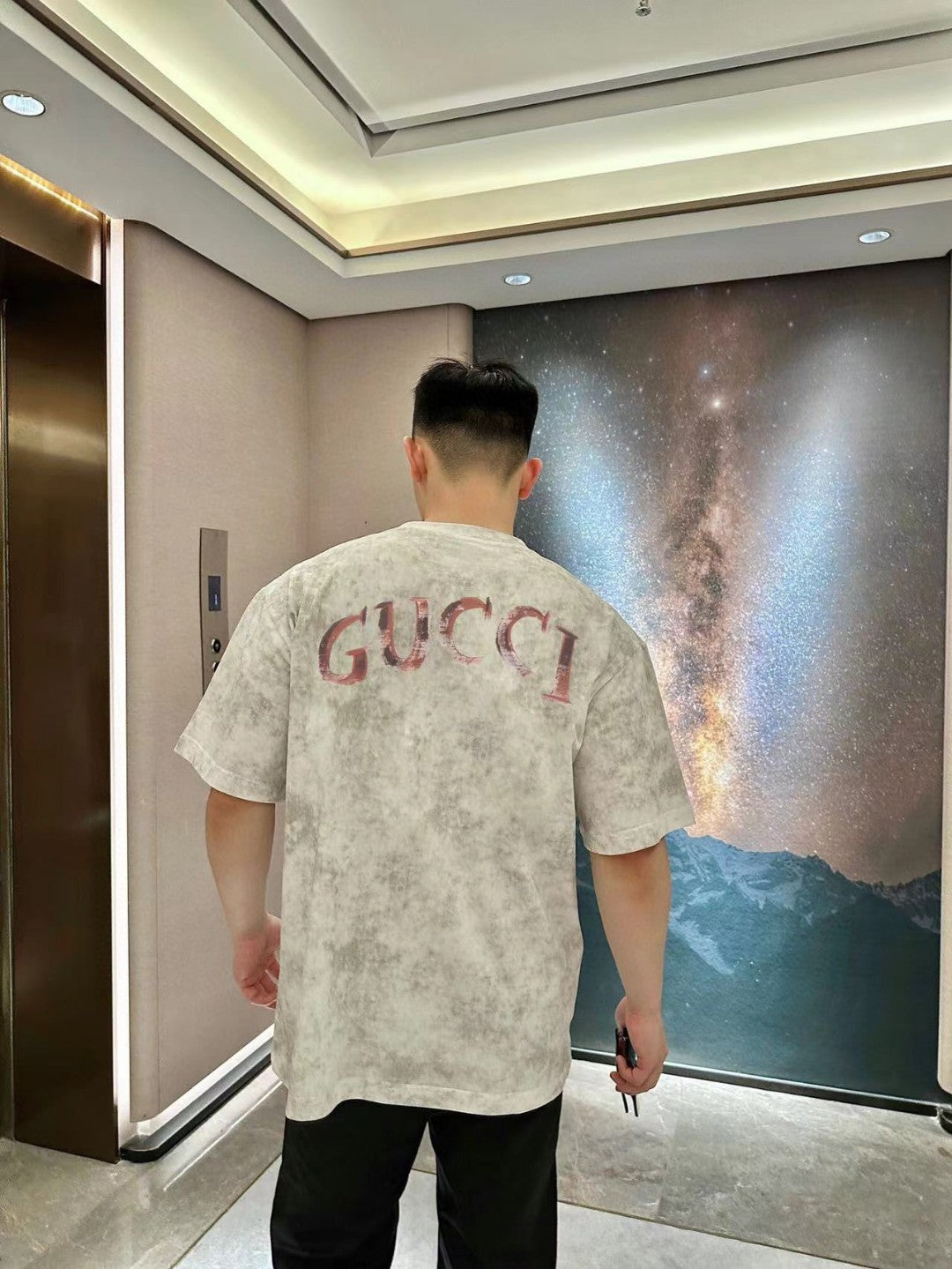 Gucci Distressed Logo T-Shirt - logo - replica sneakers