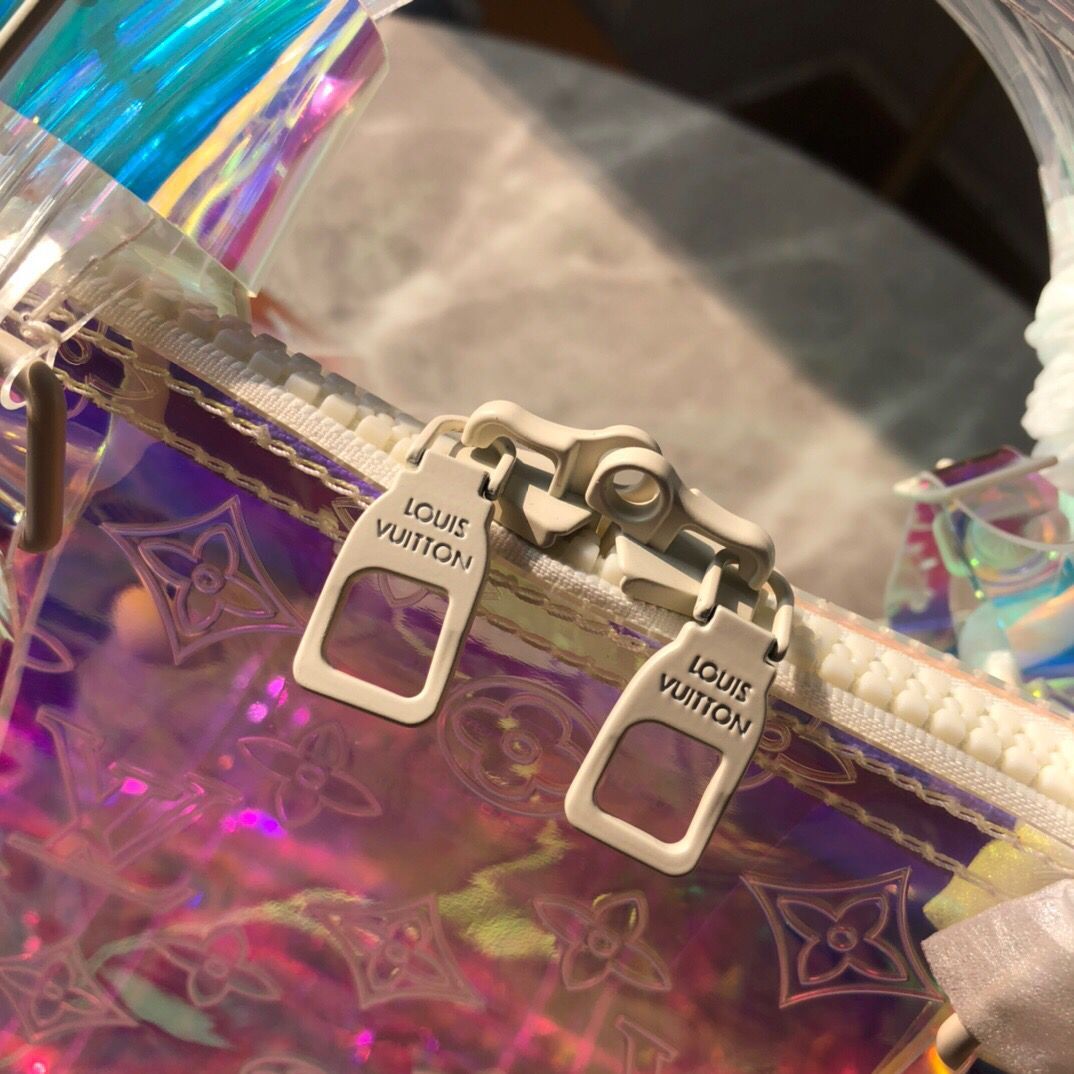 LOUIS VUITTON MONOGRAM 50 PRISM HOLOGRAPHIC TRAVEL BAG - close up - replica sneakers
