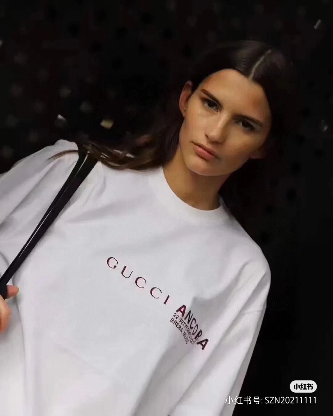Gucci ANCOR. T-Shirt (White) - detail - replica sneakers