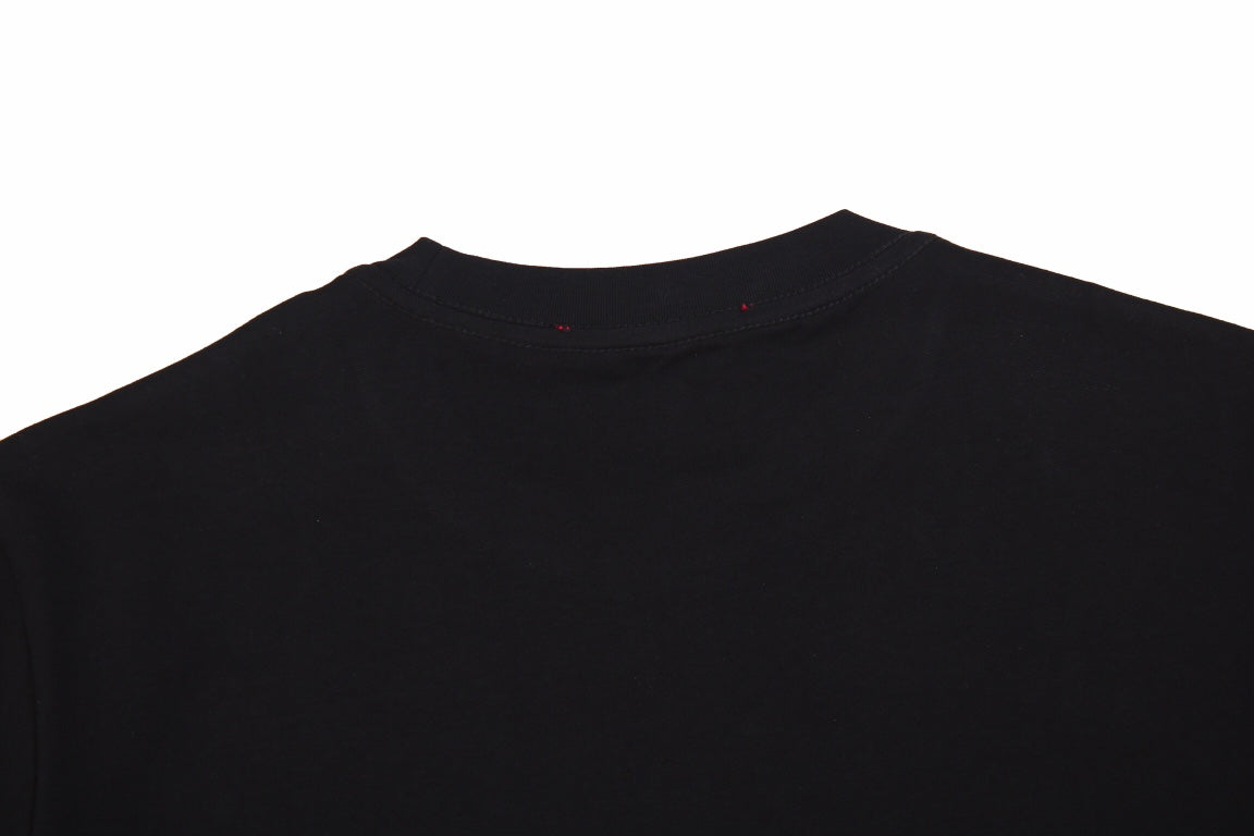 GUCCI x BALENCIAGA DRIP LOGO T-SHIRT BLACK - close up - replica sneakers