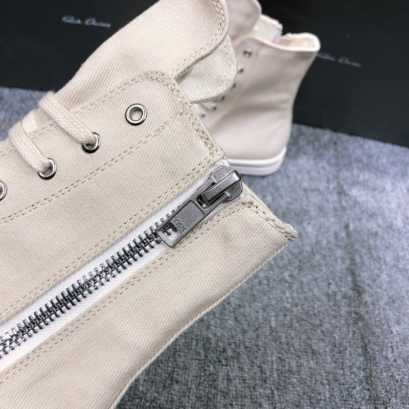 High-Top Canvas Sneakers - White Unisex Streetwear Limited Edition - **High-Top Canvas Sneakers** Introducing the perfect blend of casual comfort and modern style with these