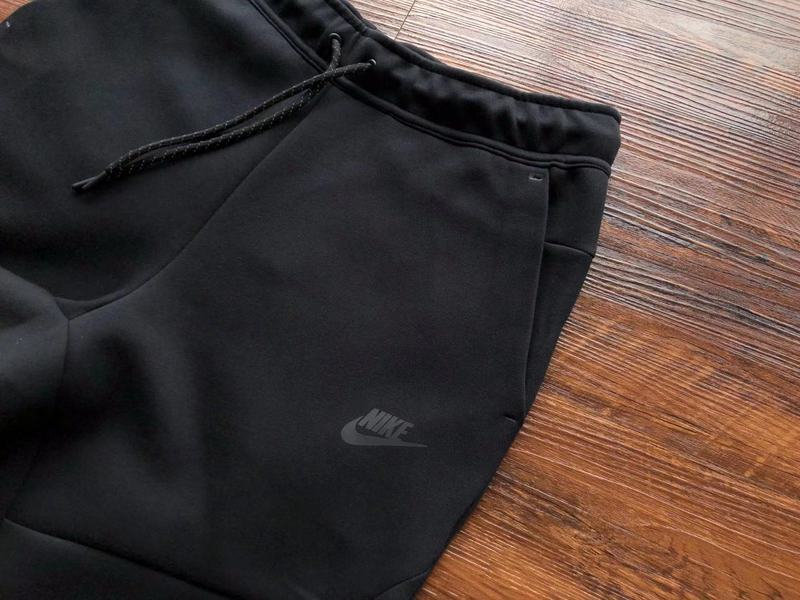 NIKE TECH FLEECE PANTS x BLACK - outsole - replica sneakers