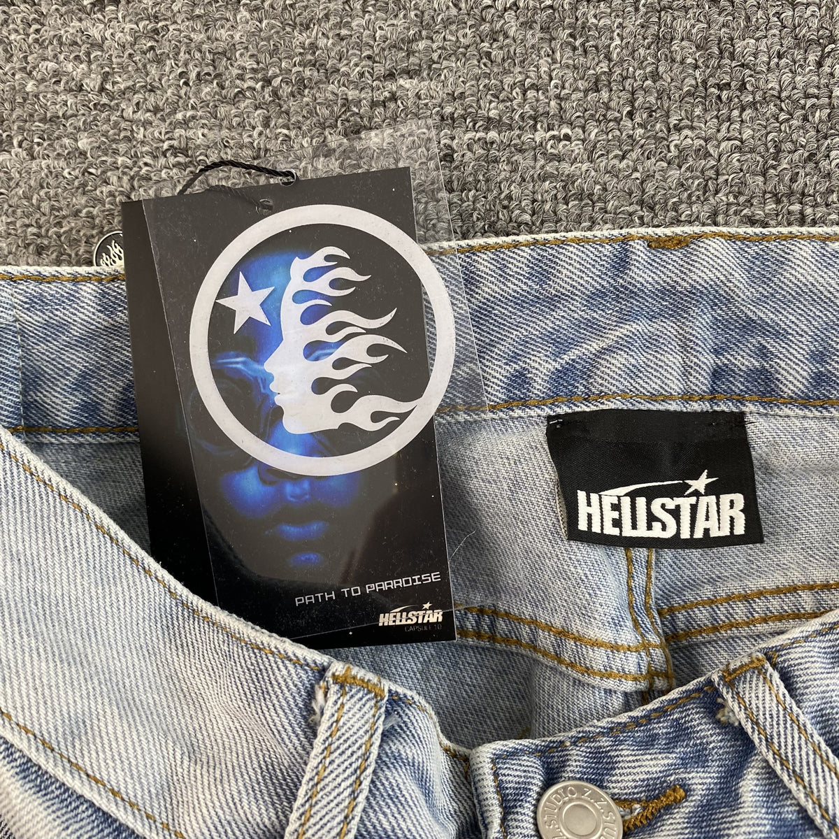 HELLSTAR BLACK FLAME JEANS WASHED BLUE - box - replica sneakers