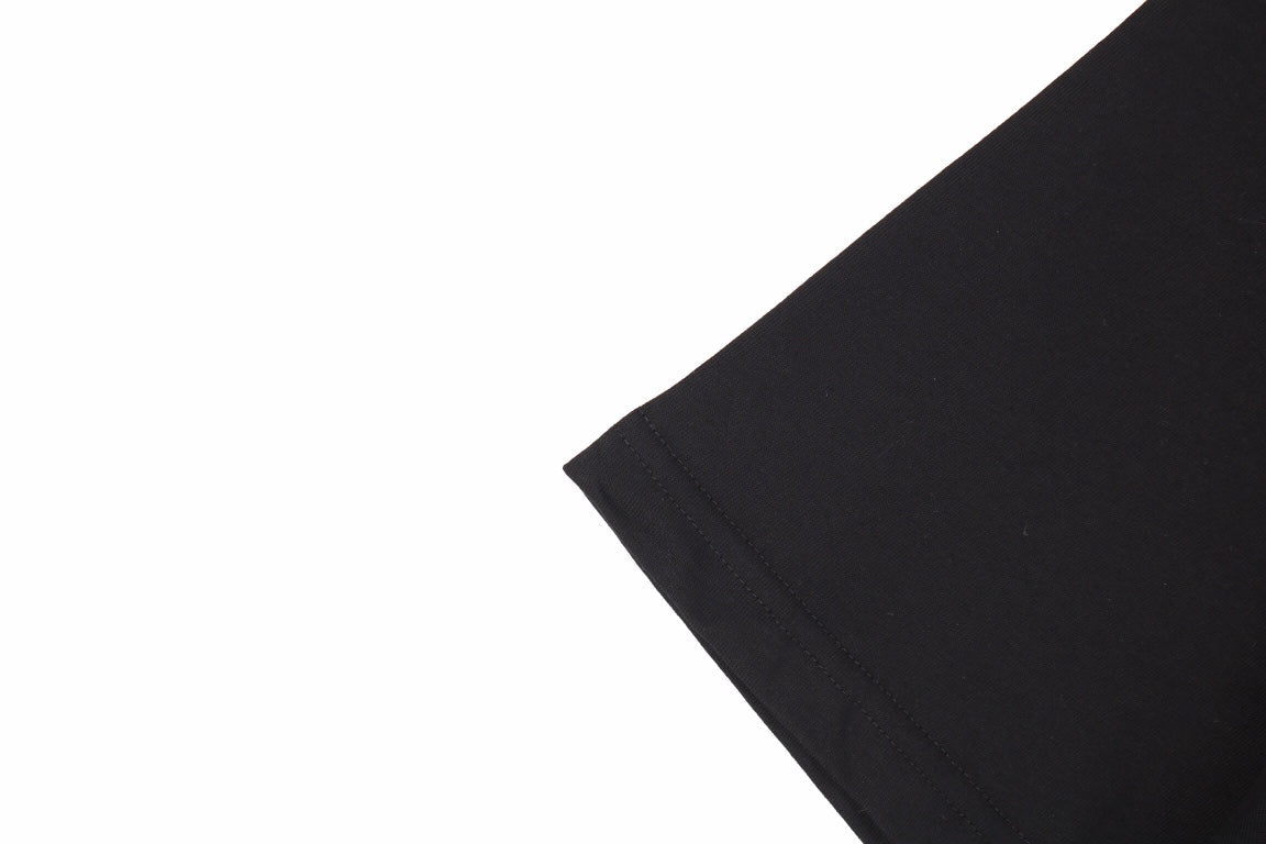 Gucci Cities Block Letter T-Shirt - close up - replica sneakers