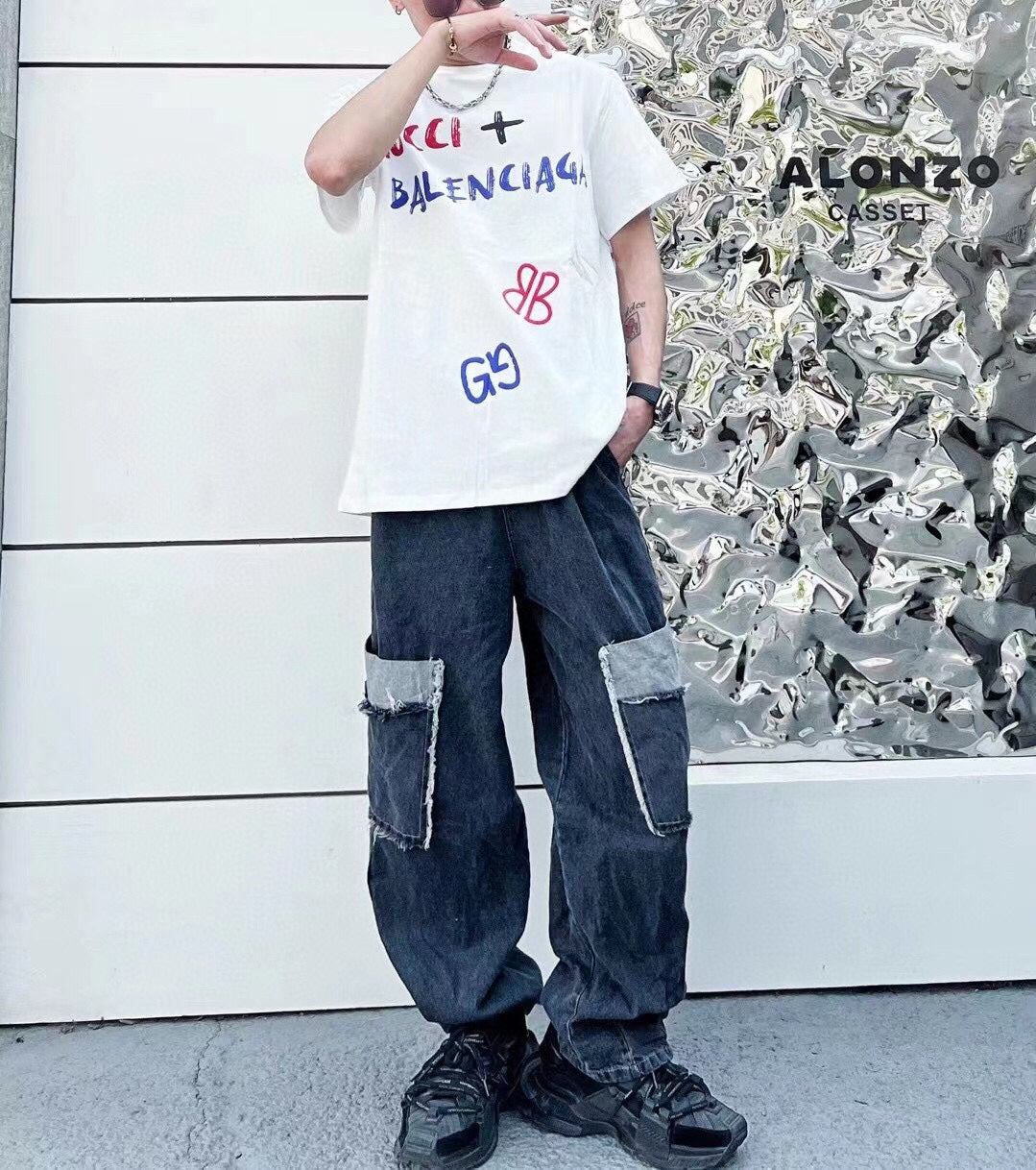 GUCCI x BALENCIAGA T-SHIRT WHITE - detail - replica sneakers