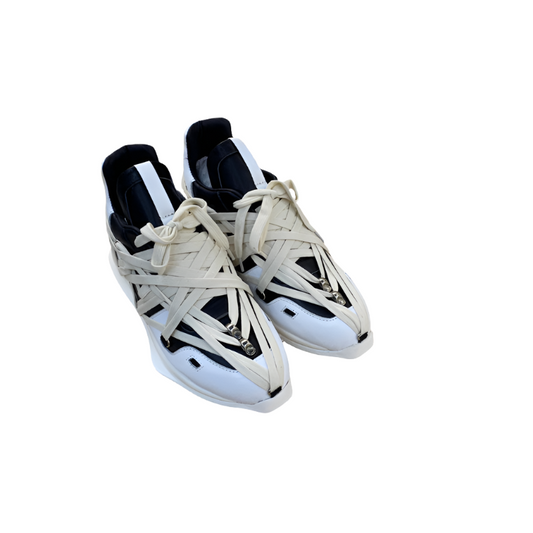 Innovative Wrap-lace Sneakers - Black Unisex Streetwear Limited Edition - **Innovative Wrap-Lace Sneakers** Introducing the ultimate in contemporary sneaker design, these wrap-lace sneakers are crafte