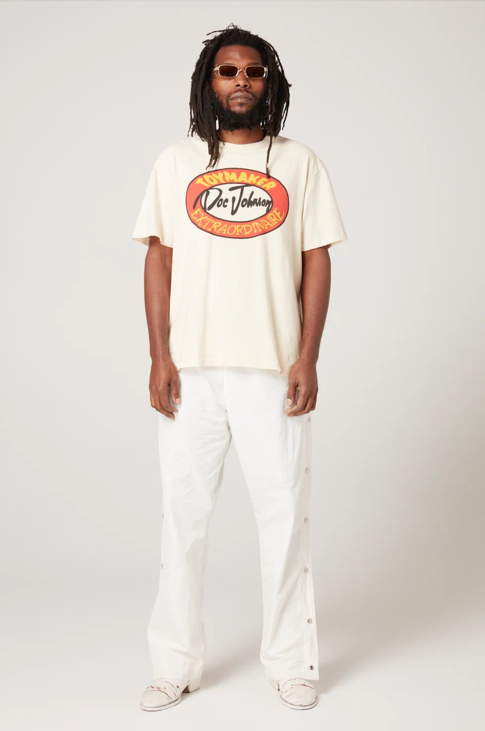Gallery Dept. TOYMAKER VINTAGE TEE - close up - replica sneakers