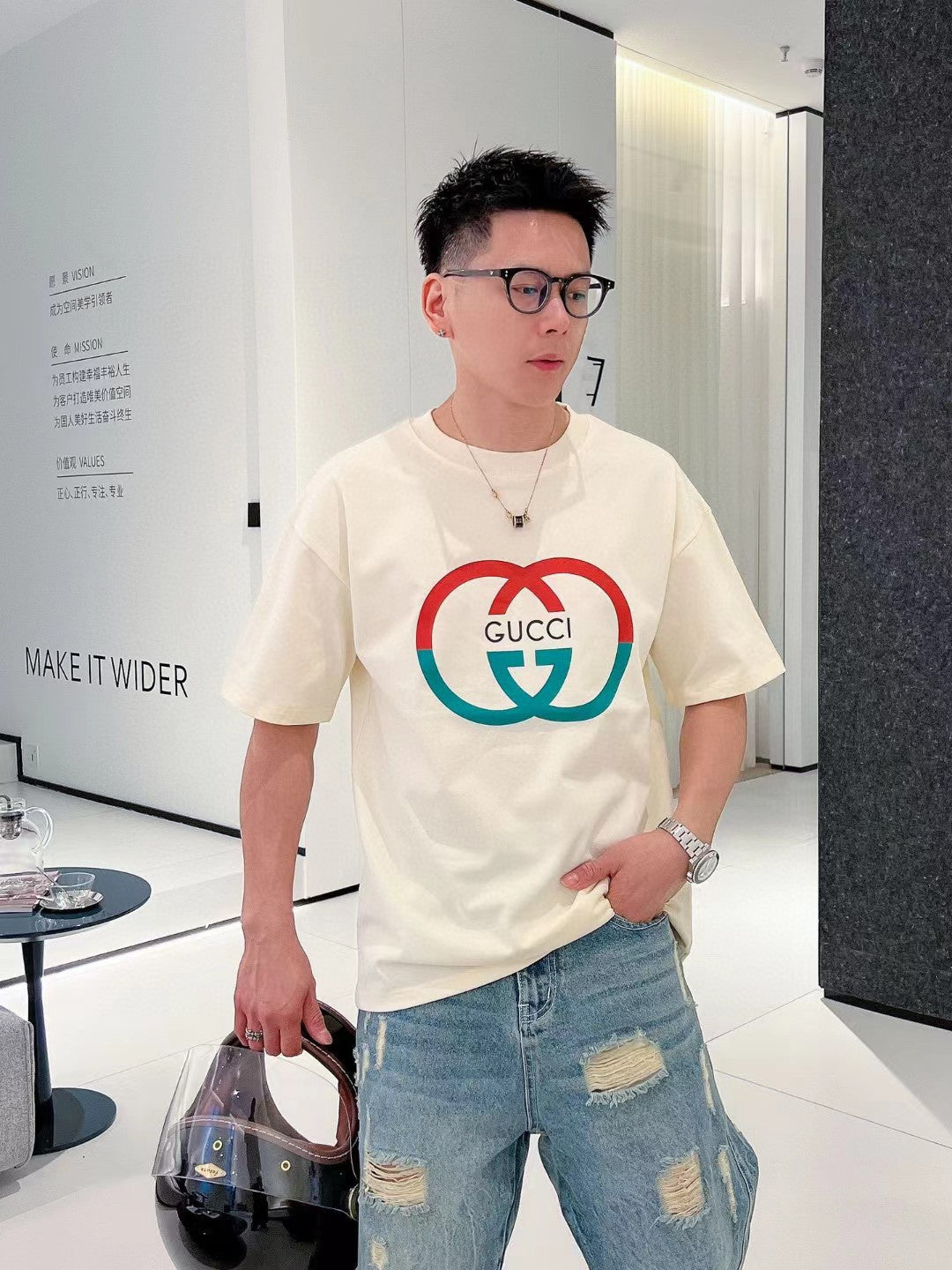 Gucci Interlocking GG Cream T-Shirt - outsole - replica sneakers