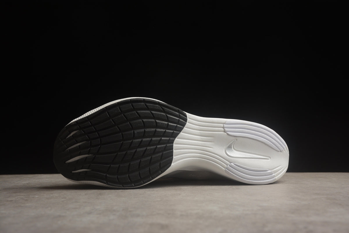 Zoom - Vaporfly Ne - T% 2 - White Unisex Streetwear Limited Edition