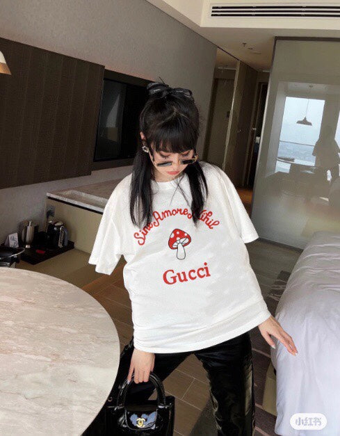 Gucci Mushroom Graphic T-Shirt (Cream) - close up - replica sneakers