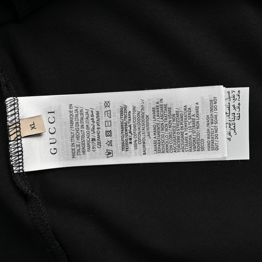 Gucci Strawberry Logo T-Shirt (Black) - box - replica sneakers