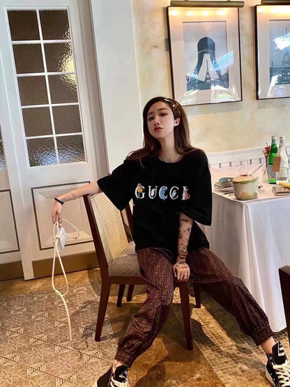 Gucci Mushroom Cluster T-Shirt (Black) - close up - replica sneakers