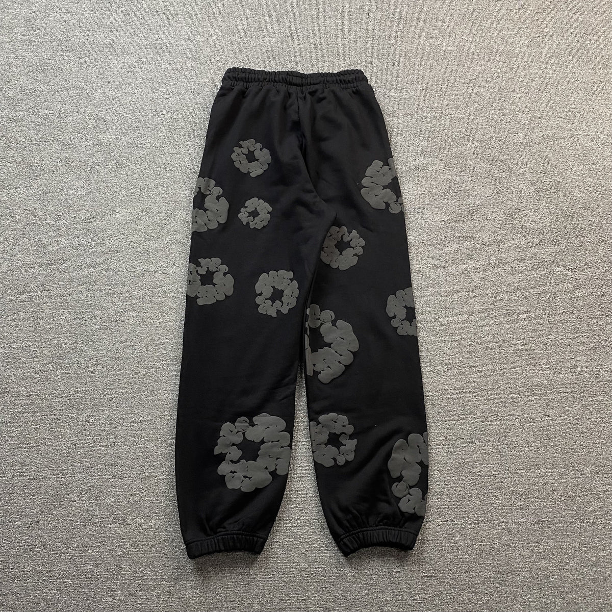 DENIM Tears Cotton Wreath Sweatpants Monochrome - Black Unisex Streetwear Limited Edition - The Denim Tears Cotton Wreath Sweatpants Monochrome Black Replica deliver the perfect balance of comfort