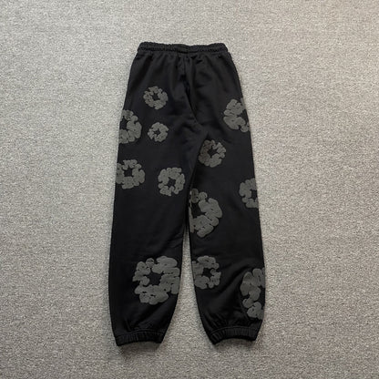 DENIM Tears Cotton Wreath Sweatpants Monochrome - Black Unisex Streetwear Limited Edition - The Denim Tears Cotton Wreath Sweatpants Monochrome Black Replica deliver the perfect balance of comfort
