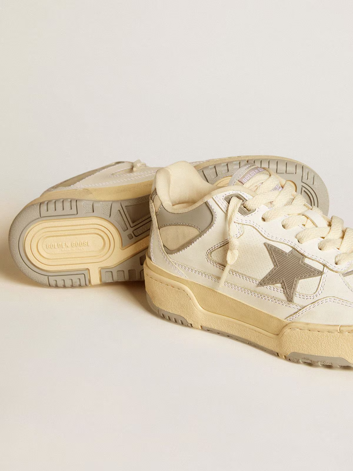 Golden Goose Ball Star c Neutral Star Edition - White Unisex Streetwear Limited Edition