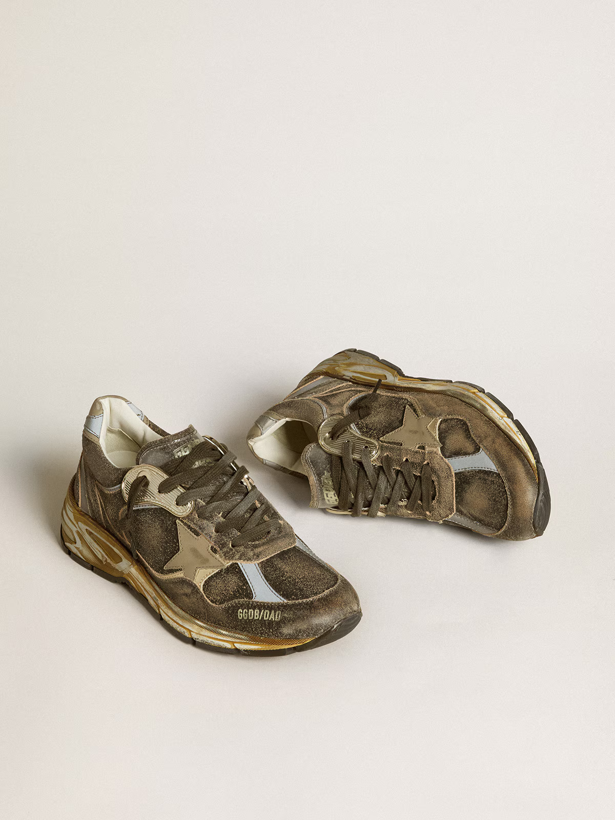 Golden Goose Dad-star Sneaker - Gold Dust - Red Unisex Streetwear Limited Edition