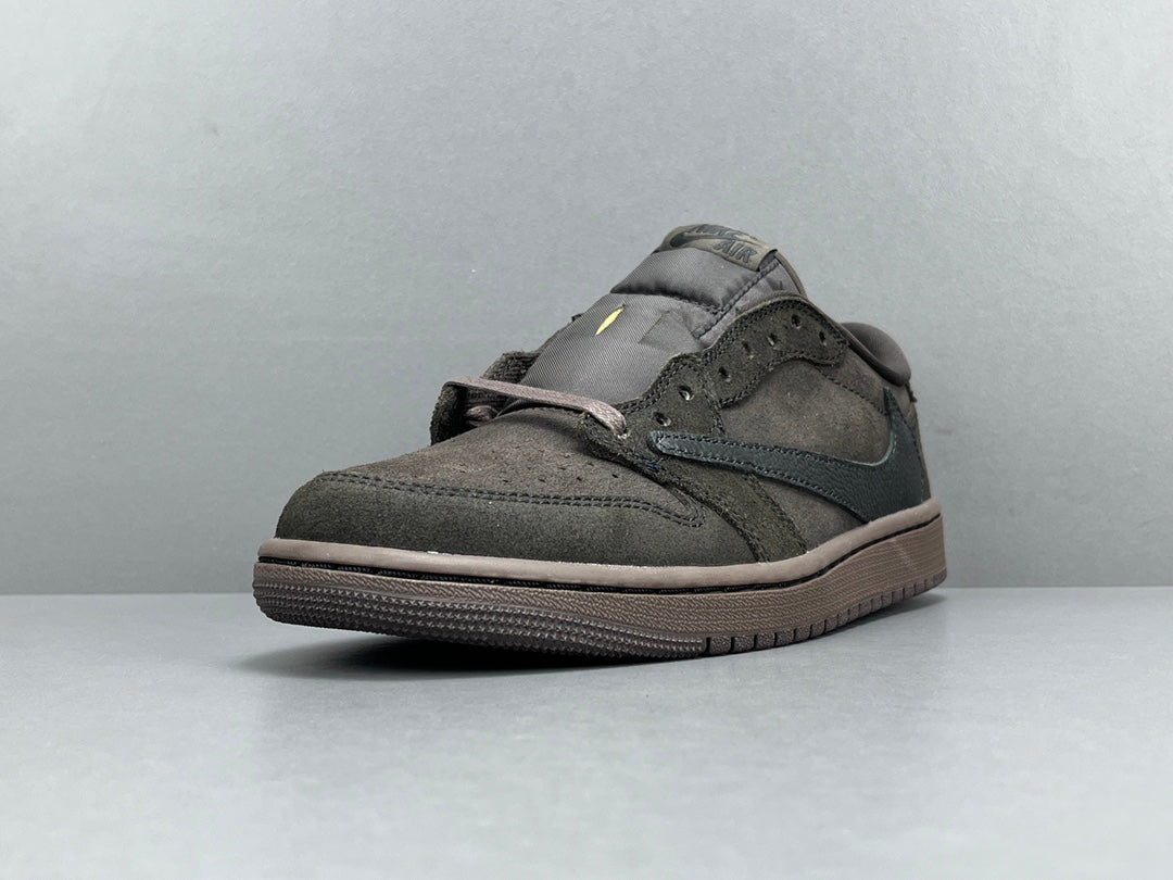 JORDAN 1 Retro Low Og Sp - Travis Scott Velvet - Brown Unisex Streetwear Limited Edition - The JORDAN 1 RETRO LOW OG SP x TRAVIS SCOTT VELVET BROWN - REPLICA combines