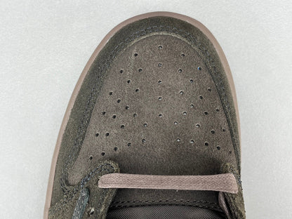 JORDAN 1 Retro Low Og Sp - Travis Scott Velvet - Brown Unisex Streetwear Limited Edition - The JORDAN 1 RETRO LOW OG SP x TRAVIS SCOTT VELVET BROWN - REPLICA combines