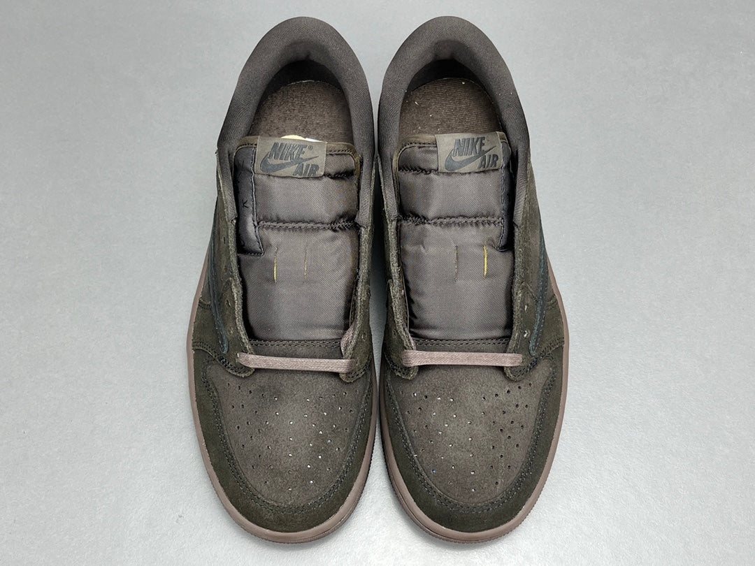JORDAN 1 Retro Low Og Sp - Travis Scott Velvet - Brown Unisex Streetwear Limited Edition - The JORDAN 1 RETRO LOW OG SP x TRAVIS SCOTT VELVET BROWN - REPLICA combines