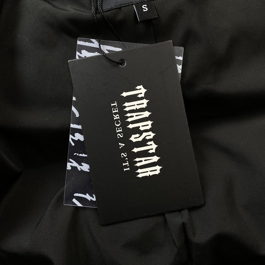 TRAPSTAR IRONGATE DETACHABLE HOODED PUFFER JACKET BLACK - logo - replica sneakers
