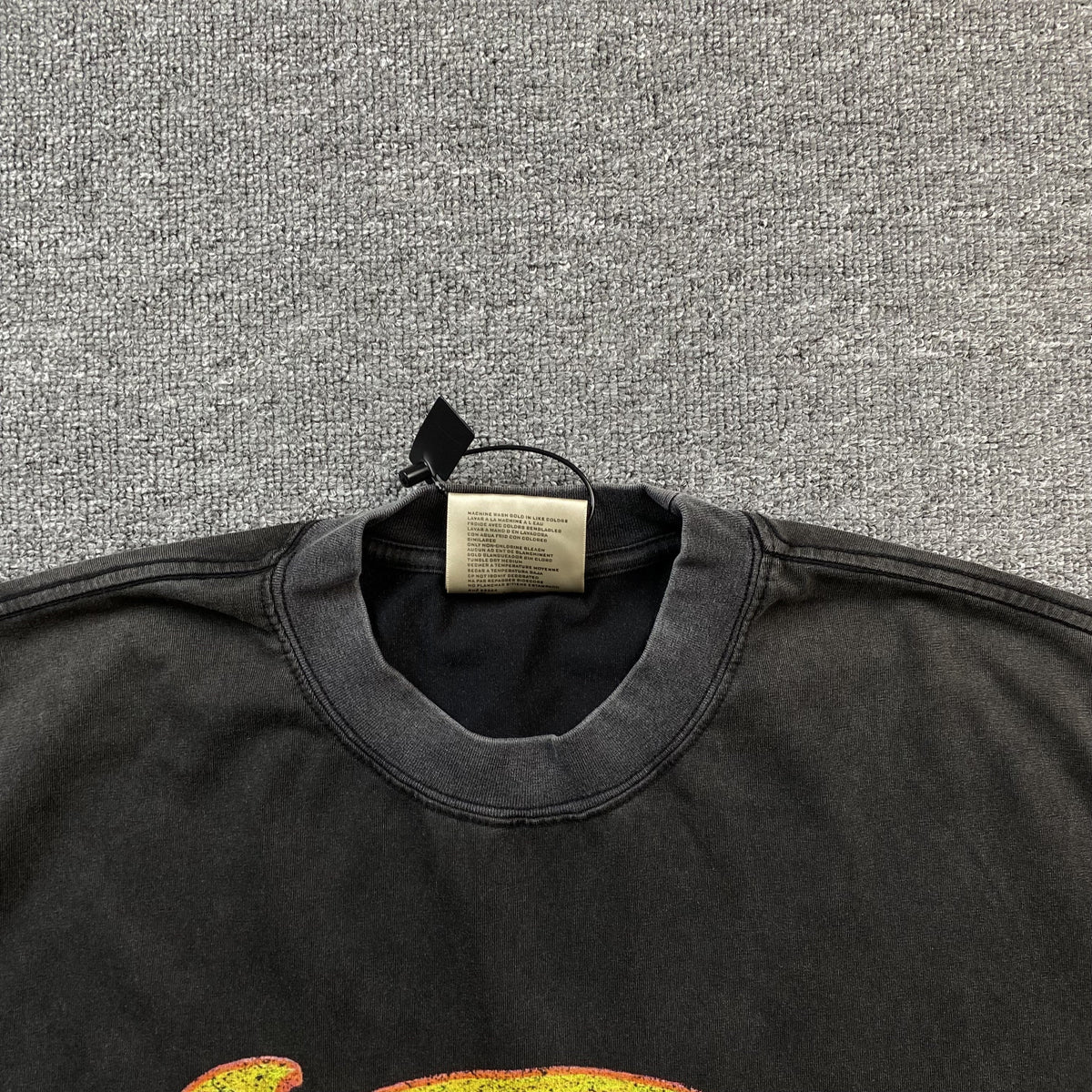 TUPAC VINTAGE GRAPHIC TEE DARK GREY - detail - replica sneakers