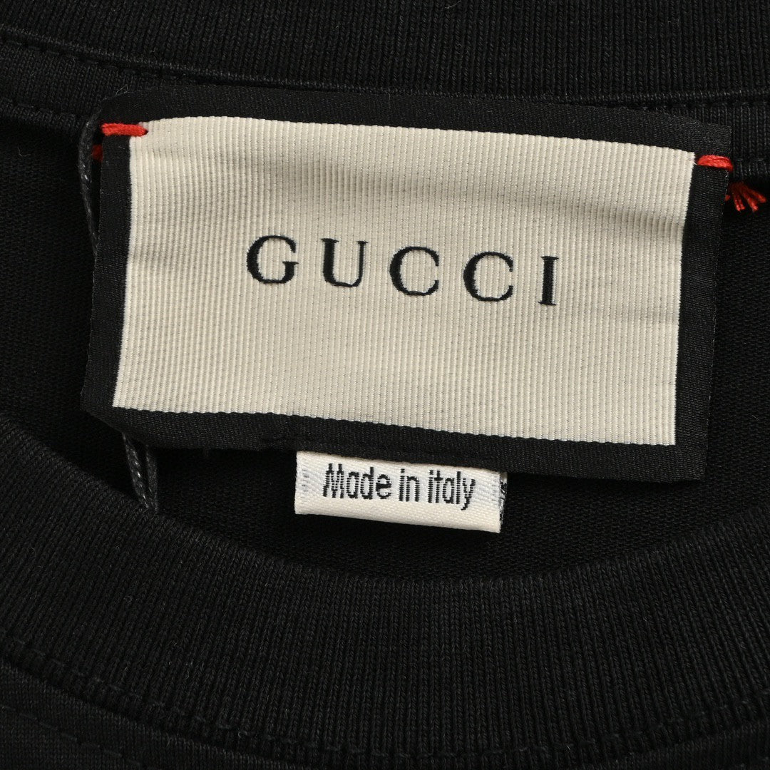 Gucci Black T-Shirt with Heart Graphic - insole - replica sneakers