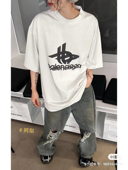 Balenciaga T-Shirt - Overlapping Logo - close up - replica sneakers