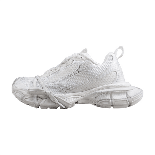 BALENCIAGA 3 - L - Snow Sneakers - White Unisex Streetwear Limited Edition - Introducing the BALENCIAGA 3XL x Snow White, the epitome of luxury and contemporary style. These