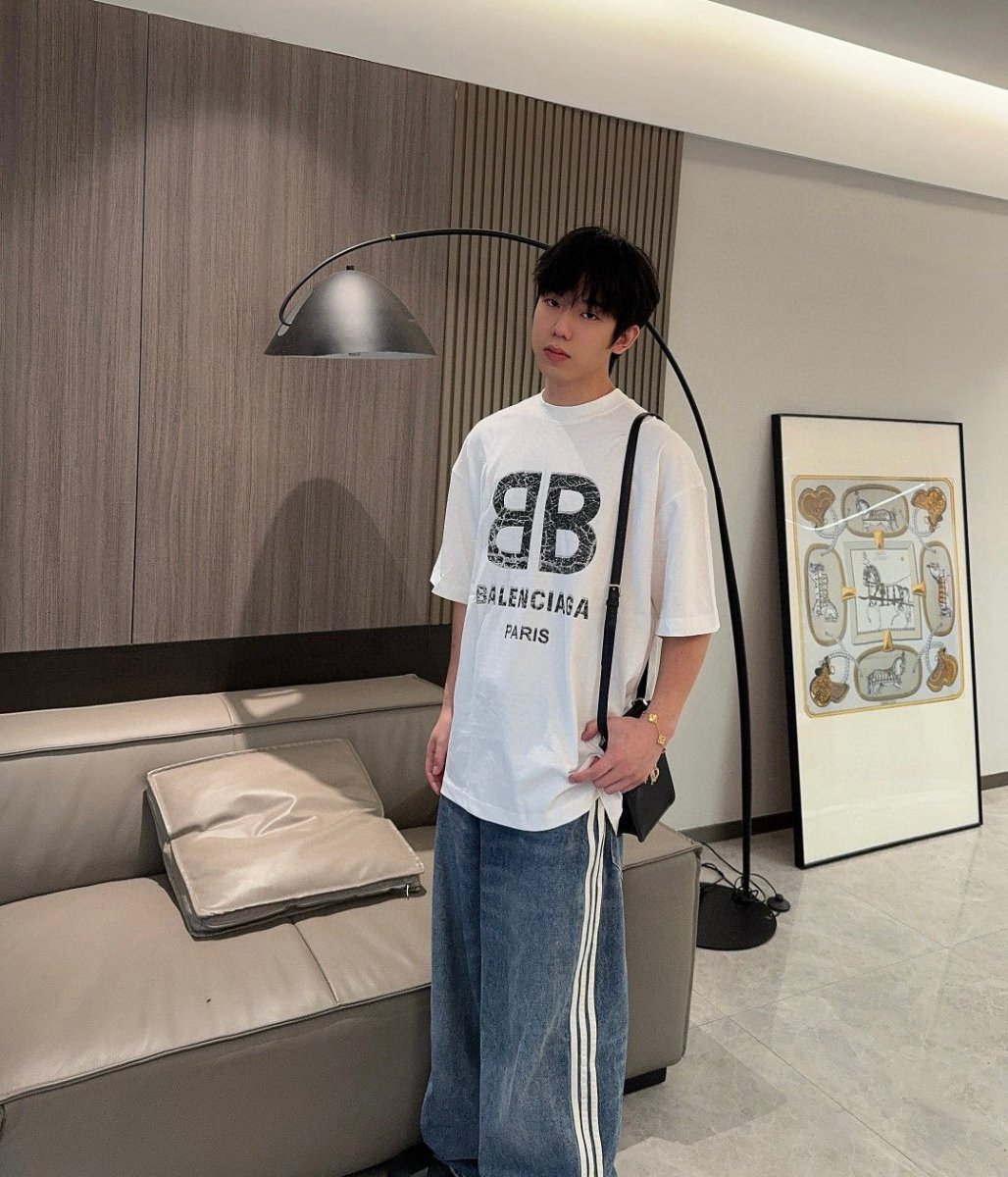 Balenciaga Cracked 'BB' Logo T-Shirt (White) - box - replica sneakers