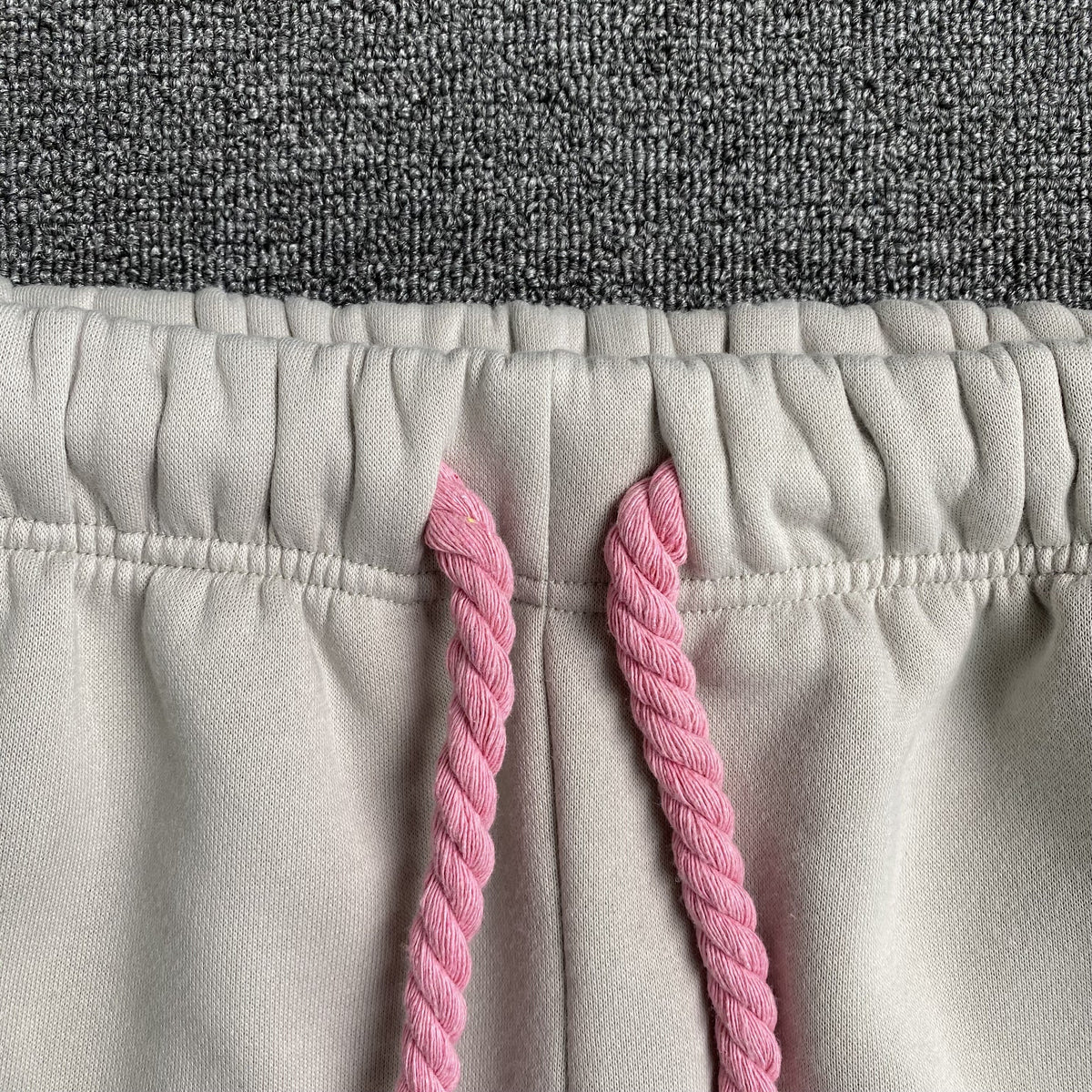 SYNA WORLD SYNA LOGO SWEATPANTS GREY PINK - outsole - replica sneakers