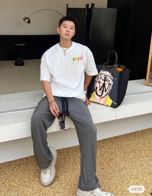 Gucci Lightning Logo T-Shirt (Cream) - logo - replica sneakers