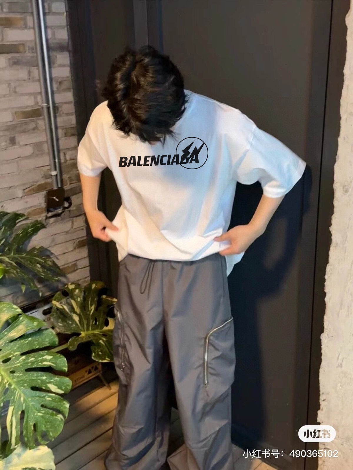 BALENCIAGA LOGO T-SHIRT WHITE - logo - replica sneakers