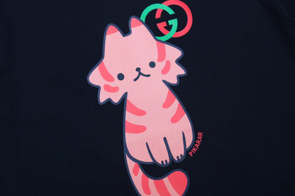Gucci Cat Graphic T-Shirt - close up - replica sneakers