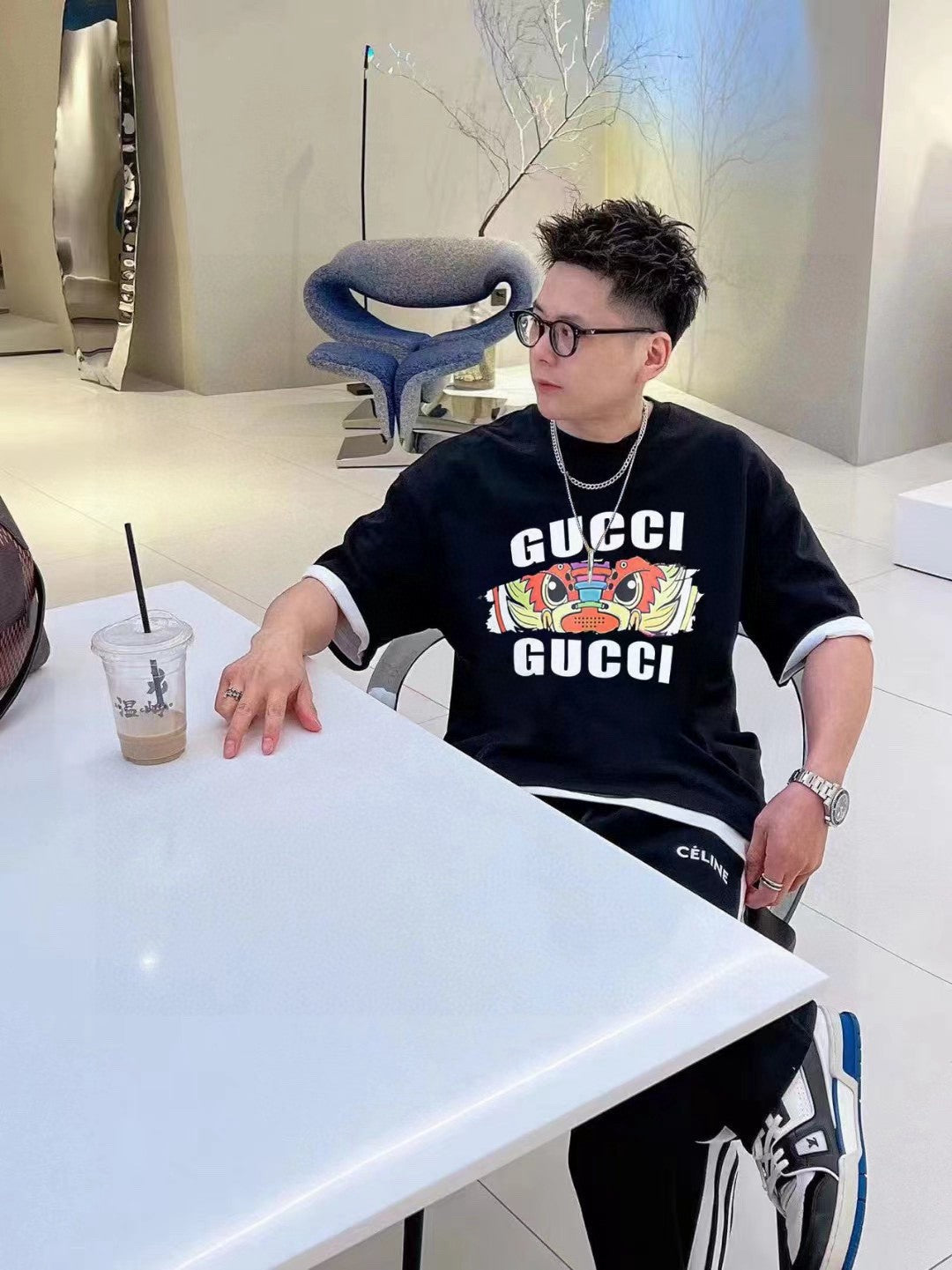 Gucci Graphic T-Shirt (Black) - logo - replica sneakers