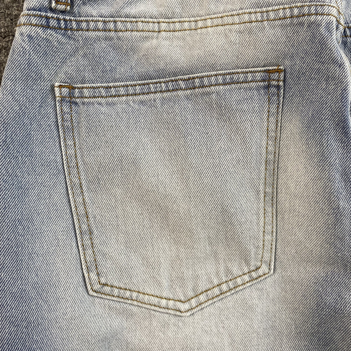 HELLSTAR BLACK FLAME JEANS WASHED BLUE - close up - replica sneakers