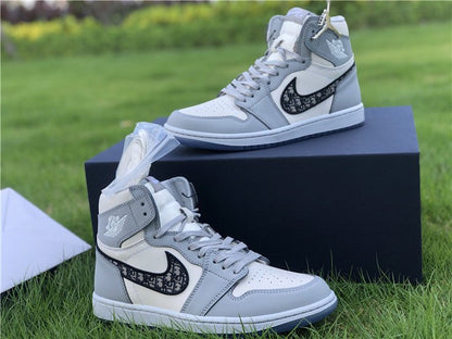 JORDAN 1 Retro High - Dior Sneakers - Black Unisex Streetwear Limited Edition
