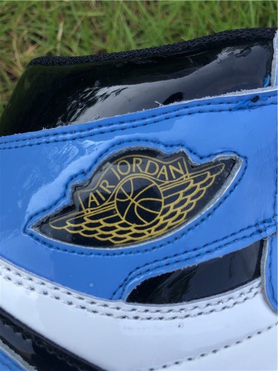 JORDAN 1 RETRO HIGH x FEARLESS UNC CHICAGO - insole - replica sneakers