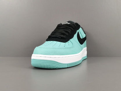 NIKE AIR FORCE 1 x TIFFANY & CO.1837 (FRIENDS AND FAMILY) - logo - replica sneakers